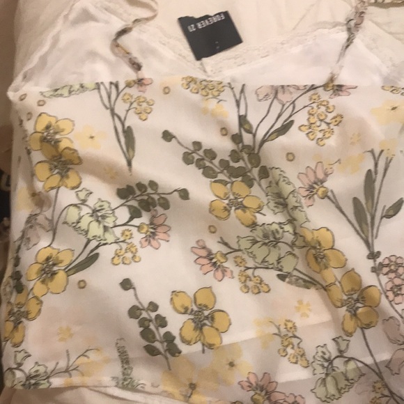 NWT Forever 21 blouse - Picture 4 of 4